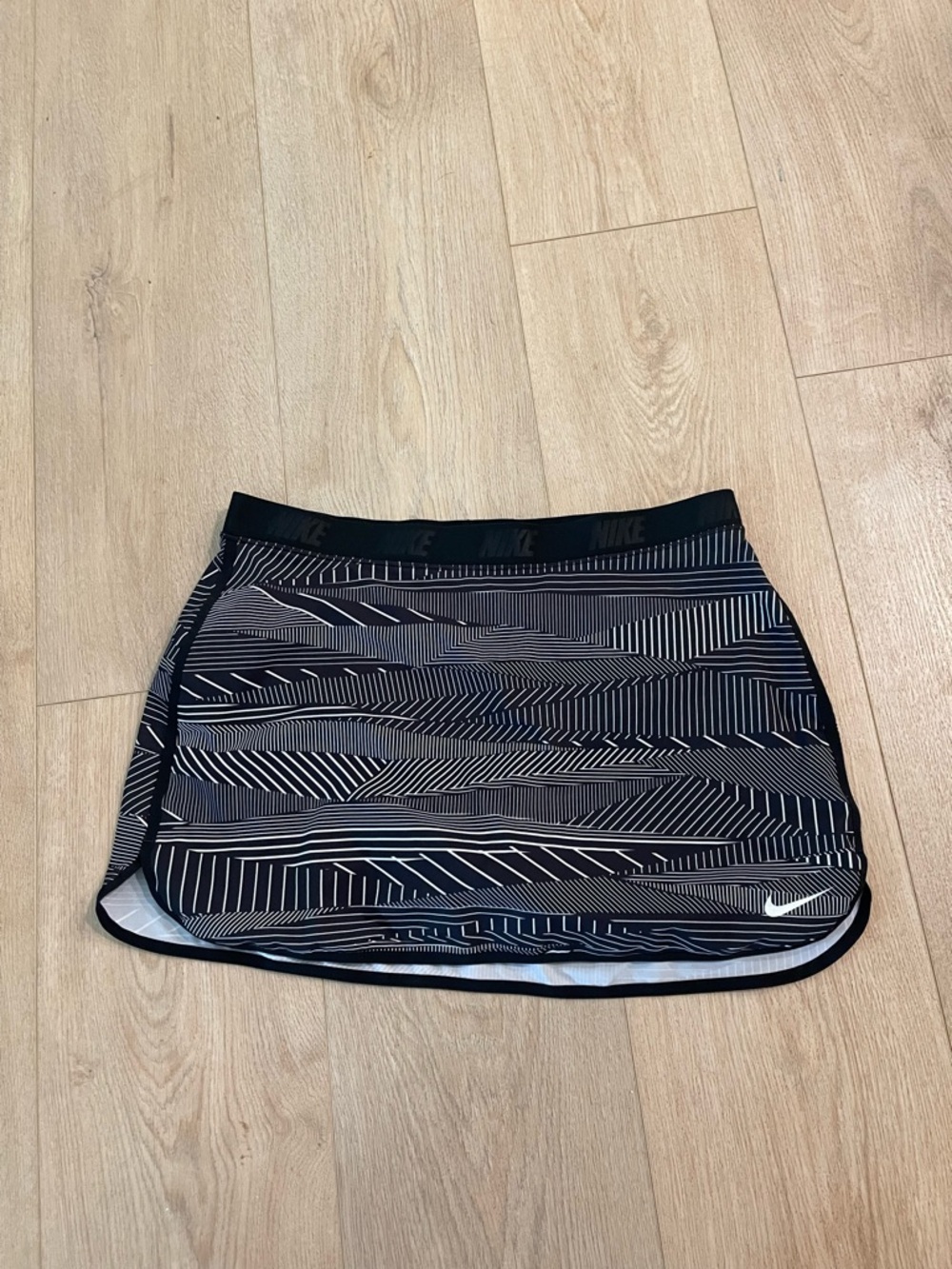 Nike Women’s Black Golf Skort